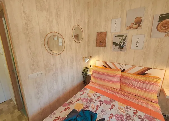 Begona 408 Compact city center studio